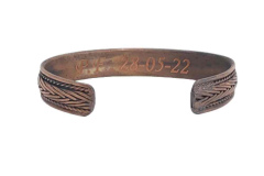JW052