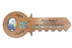 KEY084
